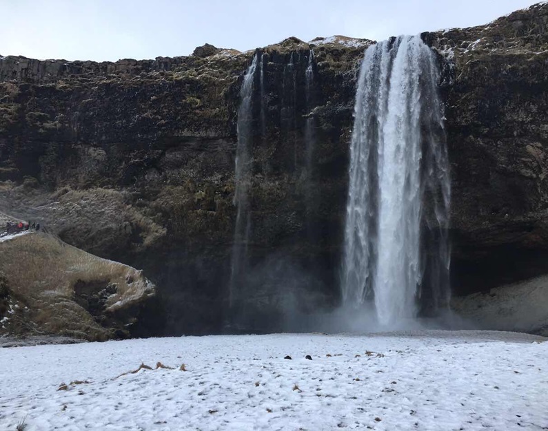 Seljalandsfoss waterfall