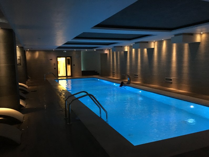 Spa pool